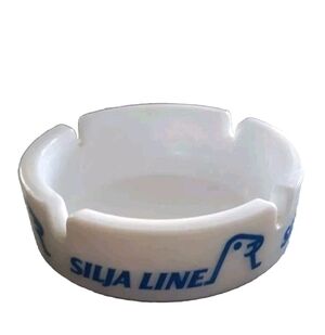 VTG SILJA LINE white ASHTRAY FINLAND - SWEDEN CRUISE FERRY milk glass trinket